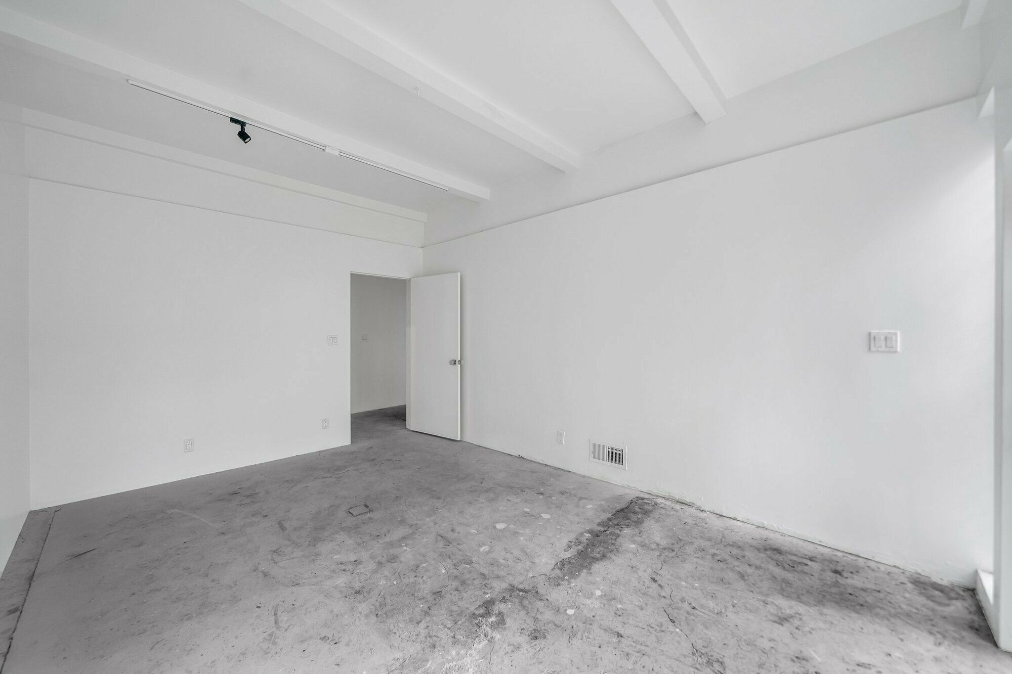 Lease/SOMA Office/Mixed Use Space